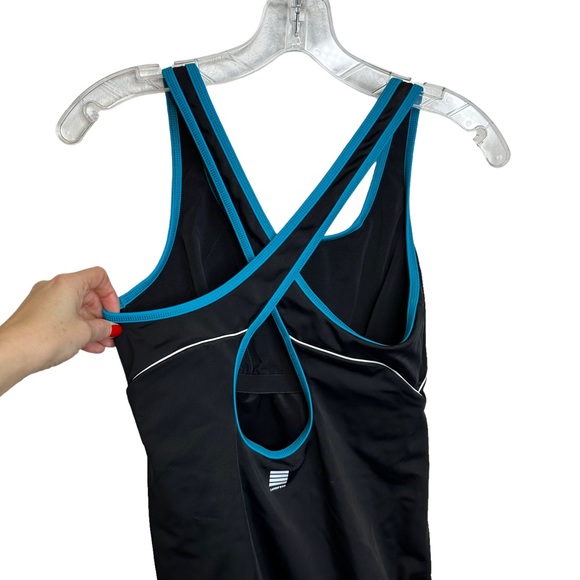 Lands End One Piece Swimsuit Criss Cross Back 10 - Picture 4 of 8